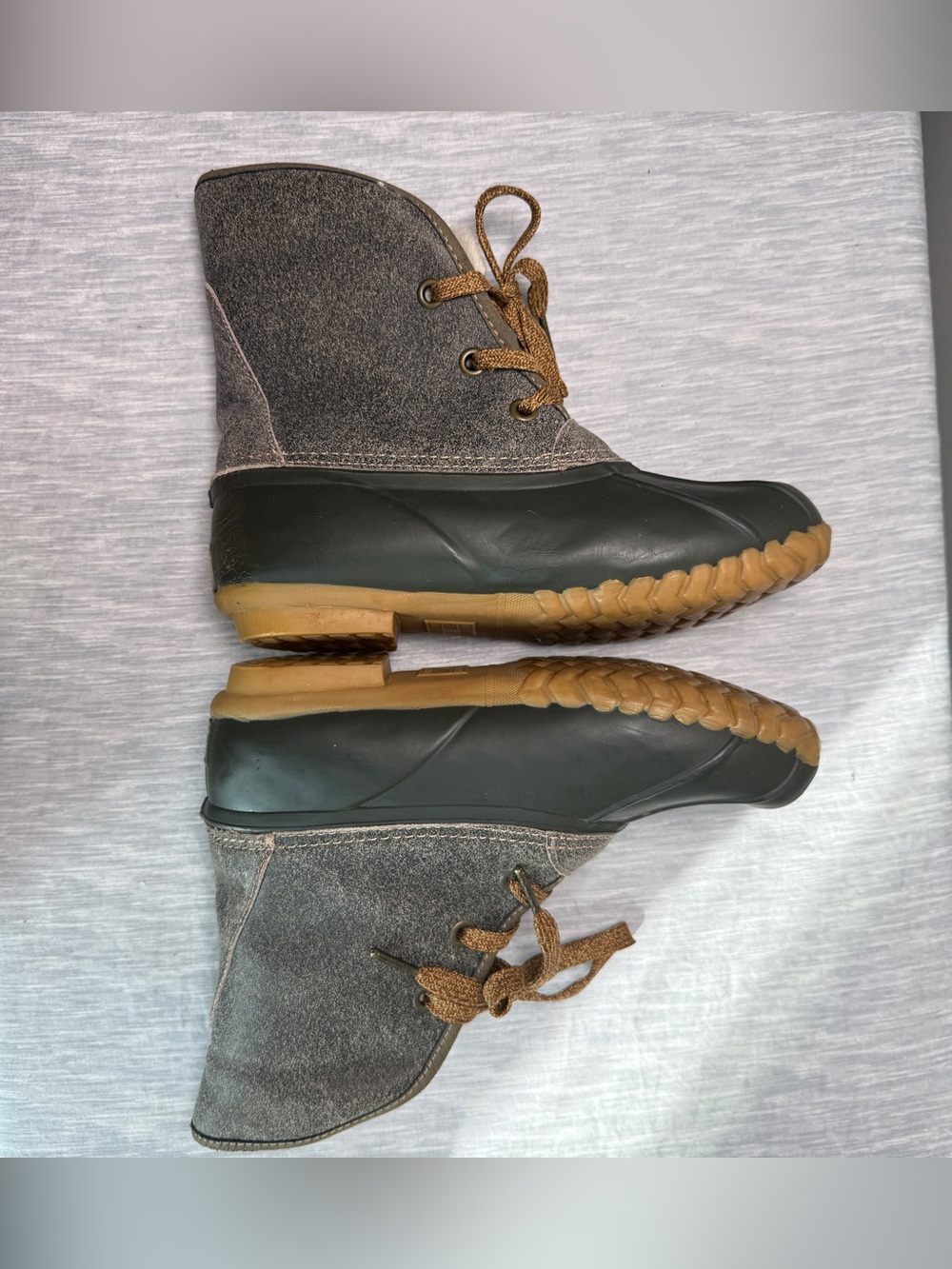 Vintage Sporto Diana Duck Boot | 7 | Gray Suede Faux Fur Lined | Genuine Duck - Picture 6 of 10